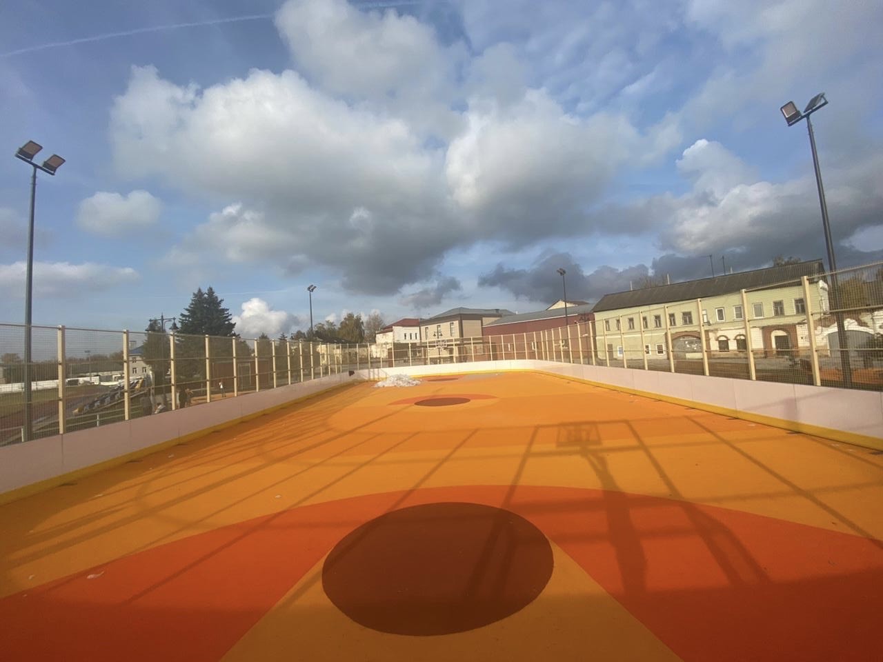 Завершающий этап установки хоккейной коробки  г.Рязань